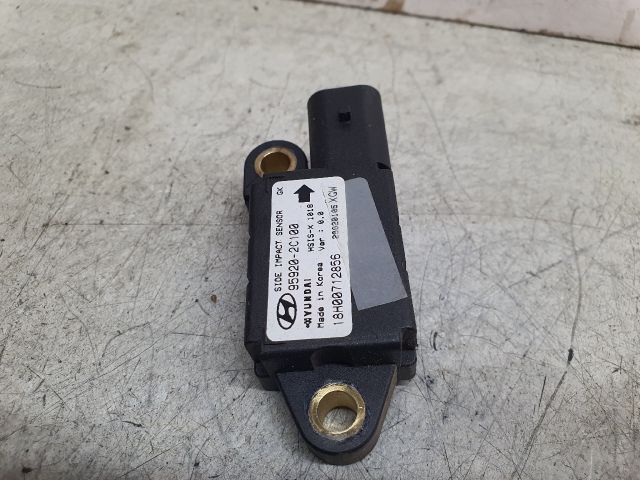 bontott HYUNDAI COUPE Jobb első Oldal Ütközés Érzékelő