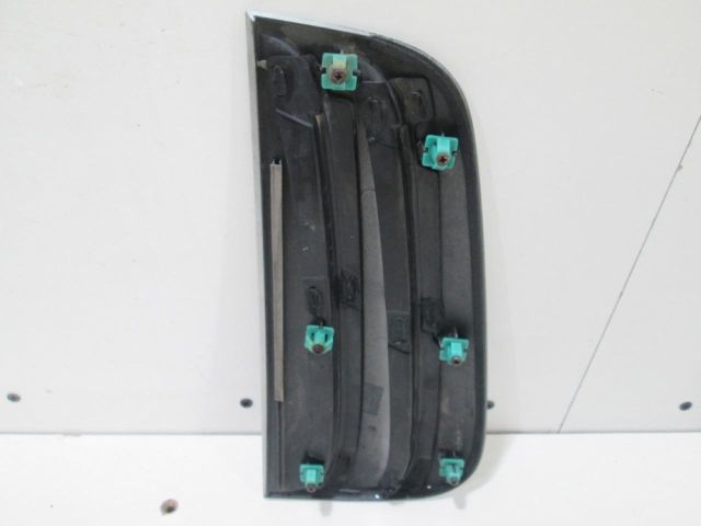 bontott HYUNDAI COUPE Jobb első Sárvédő Díszléc