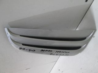 bontott HYUNDAI COUPE Jobb első Sárvédő Díszléc