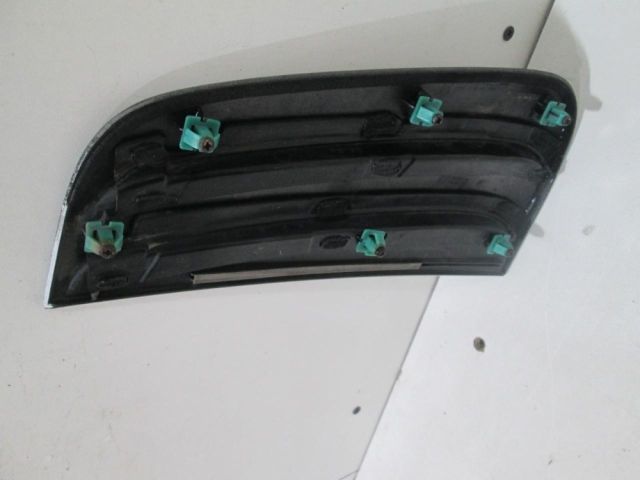 bontott HYUNDAI COUPE Jobb első Sárvédő Díszléc