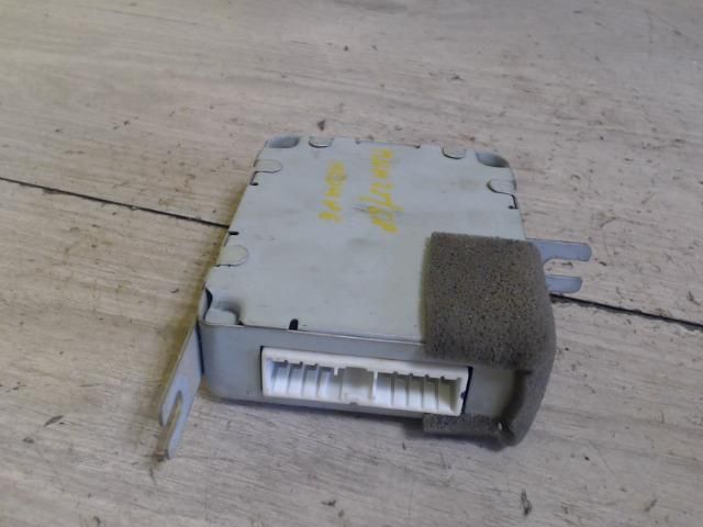 bontott HYUNDAI COUPE Központizár Elektronika