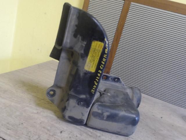 bontott HYUNDAI COUPE Szívás Zaj Csökkentő Doboz