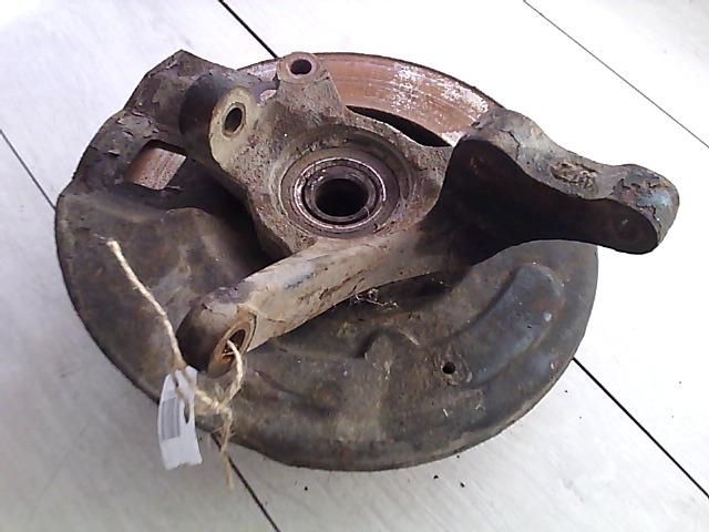 bontott HYUNDAI ELANTRA Jobb első Csonkállvány Kerékaggyal