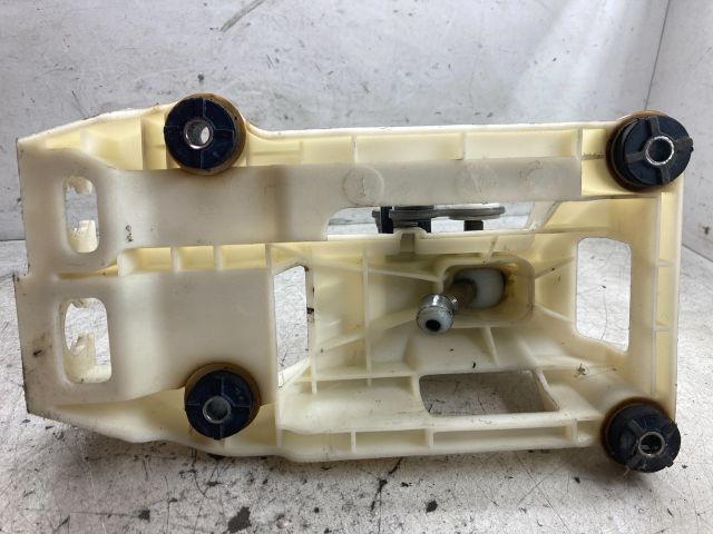 bontott HYUNDAI ELANTRA Váltókar (Mechanikus)