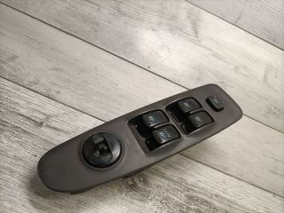 bontott HYUNDAI ELANTRA Ablakemelő Kapcsoló Négyes / Kettes