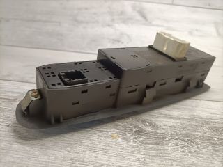 bontott HYUNDAI ELANTRA Ablakemelő Kapcsoló Négyes / Kettes