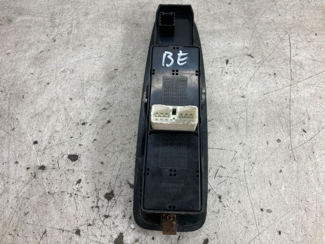 bontott HYUNDAI ELANTRA Bal első Ablakemelő Kapcsoló