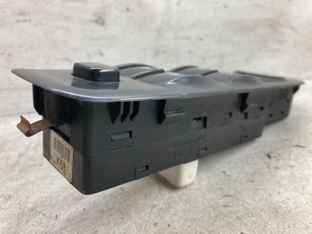 bontott HYUNDAI ELANTRA Bal első Ablakemelő Kapcsoló