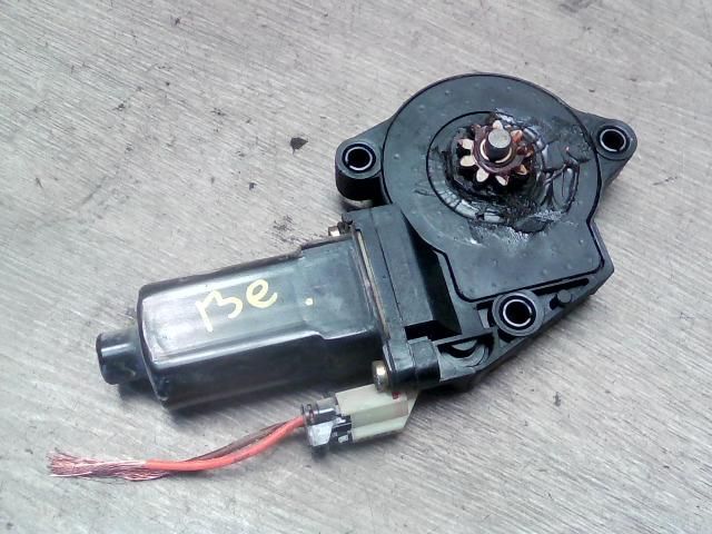 bontott HYUNDAI ELANTRA Bal első Ablakemelő Motor