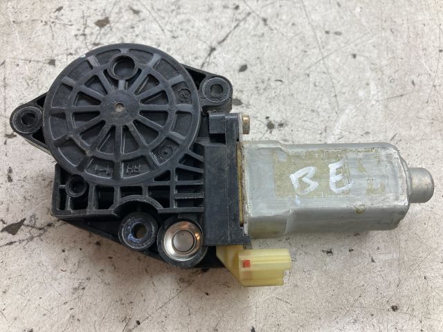 bontott HYUNDAI ELANTRA Bal első Ablakemelő Motor