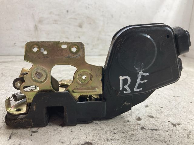 bontott HYUNDAI ELANTRA Bal első Ajtózár