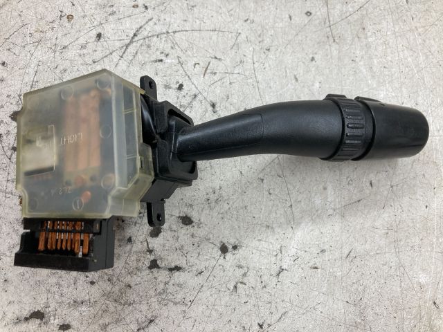 bontott HYUNDAI ELANTRA Bal Kormánykapcsoló Irányjelző