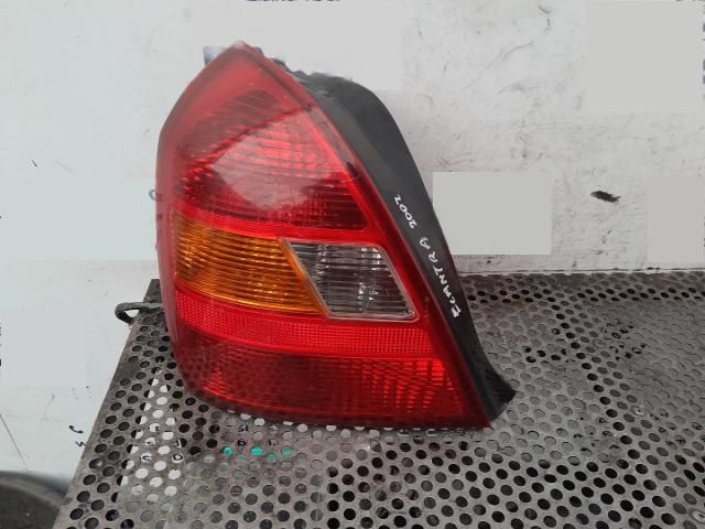 bontott HYUNDAI ELANTRA Bal Külső Hátsó Lámpa
