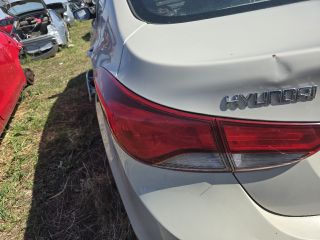 bontott HYUNDAI ELANTRA Bal Külső Hátsó Lámpa