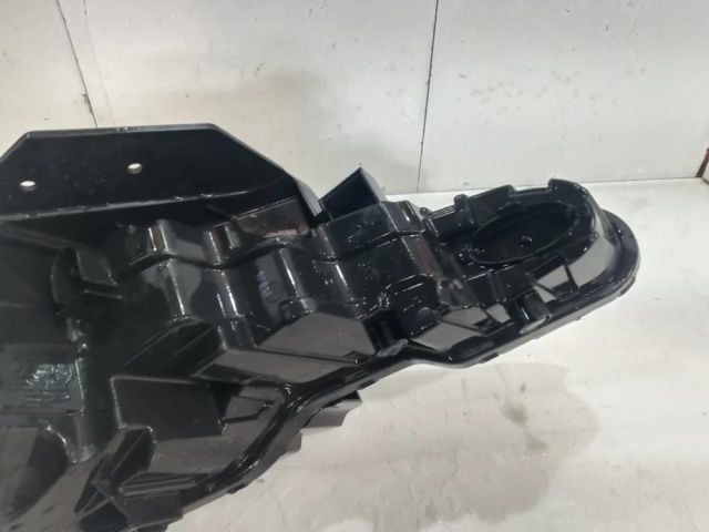 bontott HYUNDAI ELANTRA Bal Ledes Fényszóró