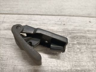 bontott HYUNDAI ELANTRA Csomagtér Nyitó Kar / Gomb