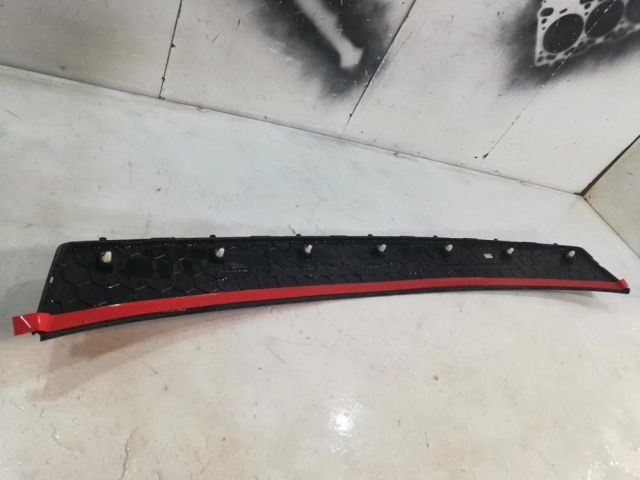 bontott HYUNDAI ELANTRA Csomagtérajtó Díszléc