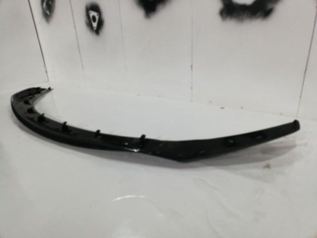 bontott HYUNDAI ELANTRA Első Lökhárító Légterelő