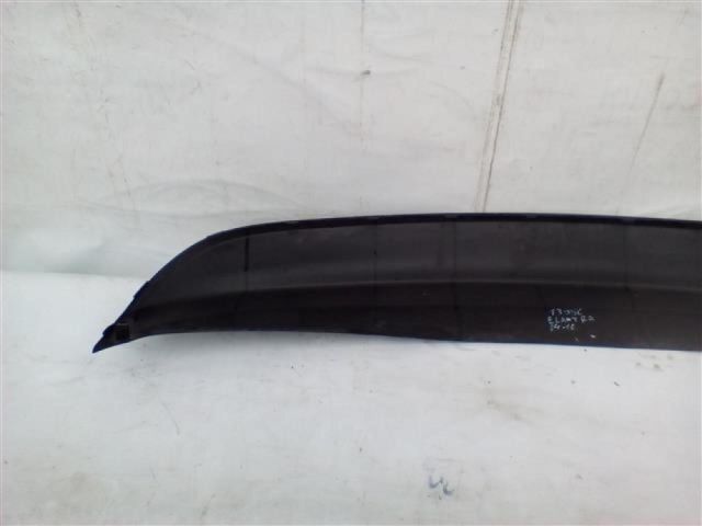 bontott HYUNDAI ELANTRA Hátsó Lökhárító Légterelő