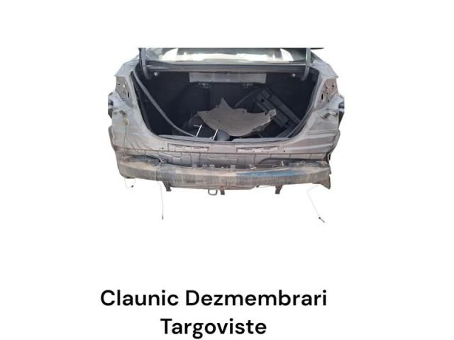 bontott HYUNDAI ELANTRA Hátsó Lökhárító Merevítő (Fém)