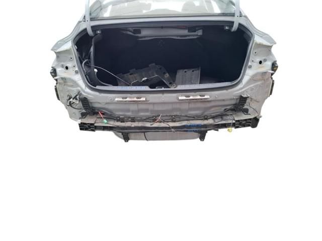 bontott HYUNDAI ELANTRA Hátsó Lökhárító Merevítő (Fém)