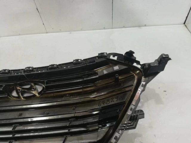 bontott HYUNDAI ELANTRA Hűtőrács