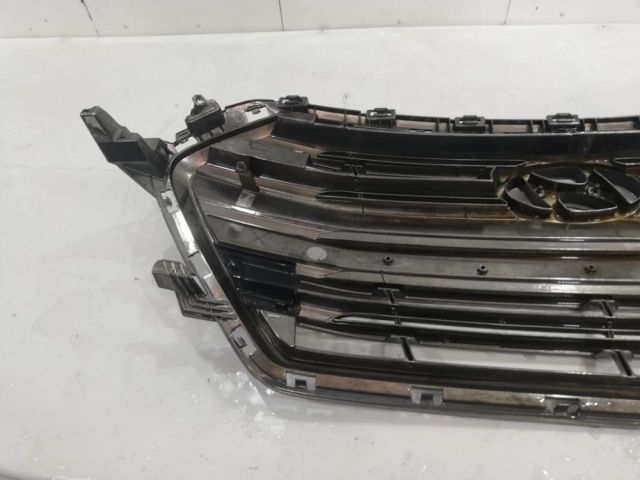 bontott HYUNDAI ELANTRA Hűtőrács