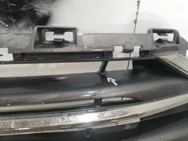 bontott HYUNDAI ELANTRA Hűtőrács