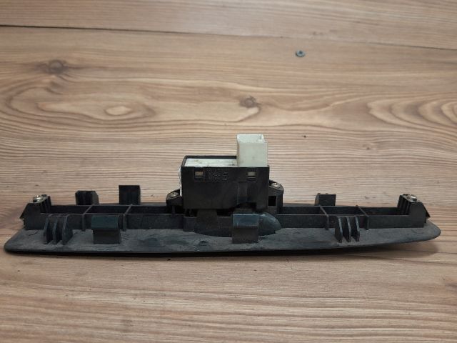 bontott HYUNDAI ELANTRA Jobb első Ablakemelő Kapcsoló