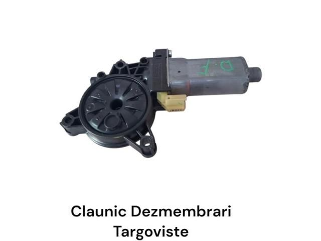 bontott HYUNDAI ELANTRA Jobb első Ablakemelő Motor