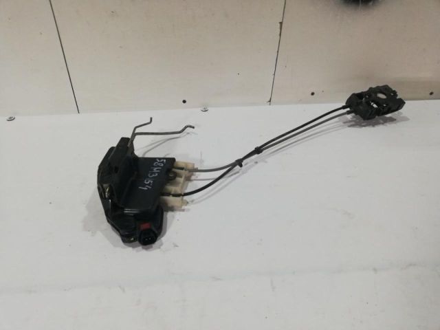 bontott HYUNDAI ELANTRA Jobb első Ajtózár