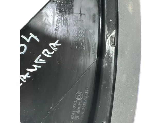 bontott HYUNDAI ELANTRA Jobb Fényszóró