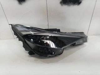 bontott HYUNDAI ELANTRA Jobb Fényszóró