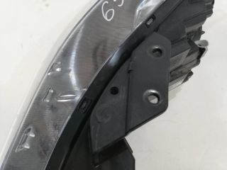 bontott HYUNDAI ELANTRA Jobb Fényszóró