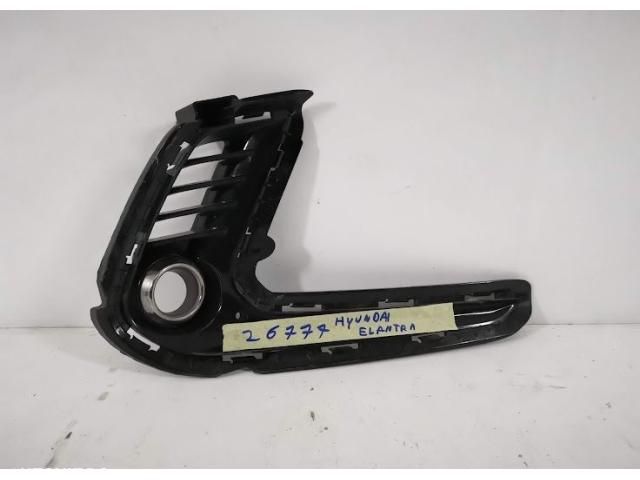 bontott HYUNDAI ELANTRA Jobb Ködlámpa Rács