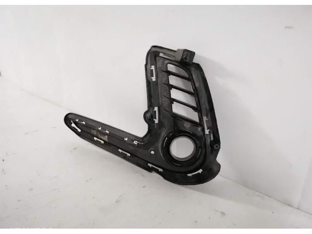 bontott HYUNDAI ELANTRA Jobb Ködlámpa Rács