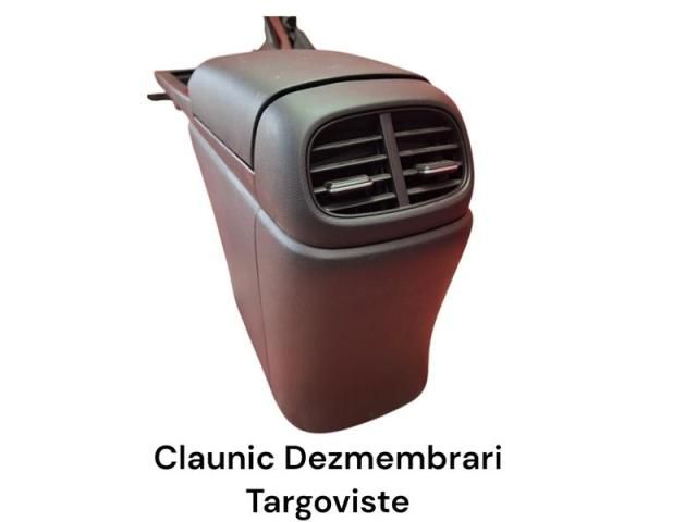 bontott HYUNDAI ELANTRA Könyöklő