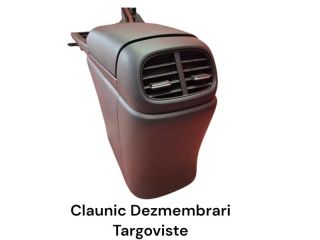 bontott HYUNDAI ELANTRA Könyöklő