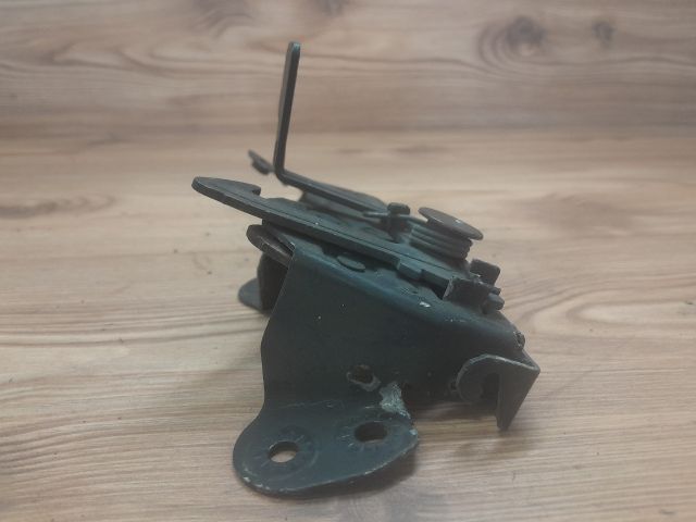 bontott HYUNDAI ELANTRA Motorháztető Zárszerkezet