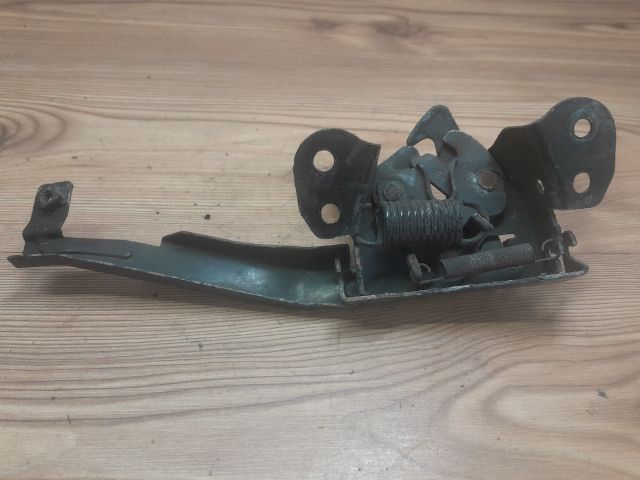 bontott HYUNDAI ELANTRA Motorháztető Zárszerkezet