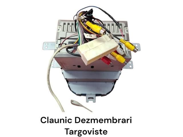 bontott HYUNDAI ELANTRA Rádió / CD