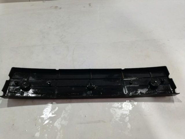 bontott HYUNDAI ELANTRA Rendszámtábla Tartó