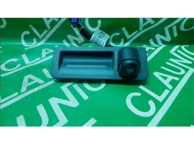 bontott HYUNDAI ELANTRA Tolatókamera