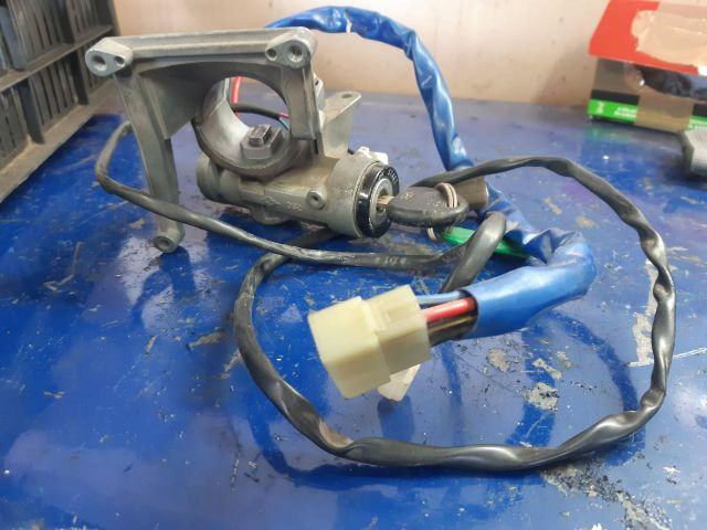 bontott HYUNDAI GALLOPER Gyújtáskapcsoló