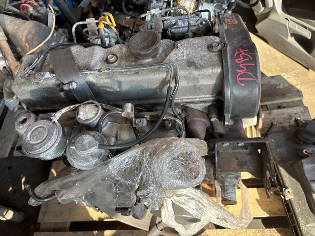 bontott HYUNDAI GALLOPER Komplett Motor (Segédberendezésekkel)