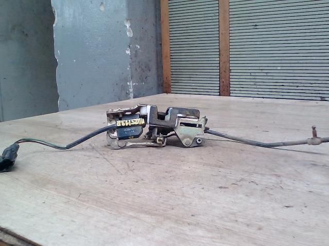 bontott HYUNDAI GALLOPER Bal első Ajtózár