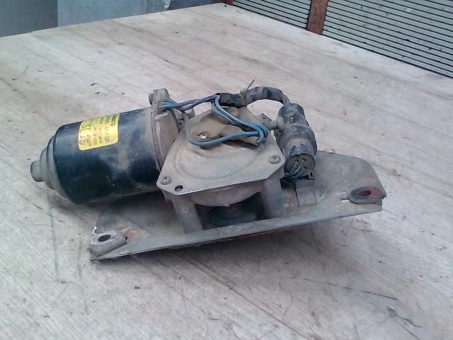 bontott HYUNDAI GALLOPER Első Ablaktörlő Motor