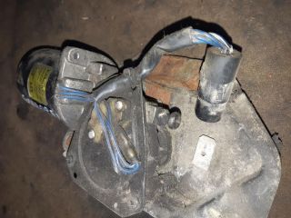 bontott HYUNDAI GALLOPER Első Ablaktörlő Motor