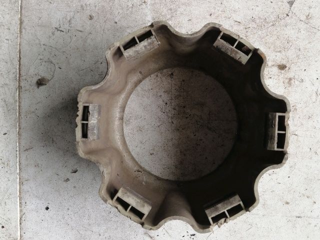 bontott HYUNDAI GALLOPER Felniközép (1 db)