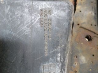 bontott HYUNDAI GALLOPER Jobb első Sárvédő Gumi